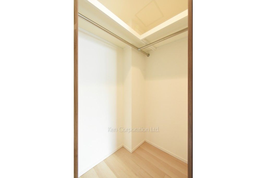 富久クロスコンフォートタワーの写真 ウォークインクローゼット