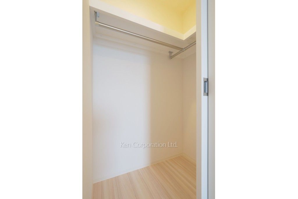 大崎ガーデンレジデンスの写真 ウォークインクローゼット ※19階の同じ間取タイプを撮影。仕様が異なることがあります。