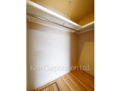 広尾ガーデンフォレストの写真 ウォークインクローゼット