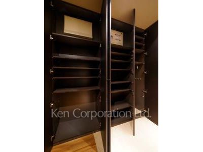 広尾ガーデンフォレストの写真 シューズクローゼット