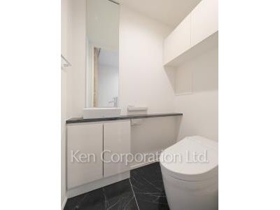 Coteau Nishi Azabuの写真 トイレ ※5階の同じ間取タイプを撮影。仕様が異なることがあります。