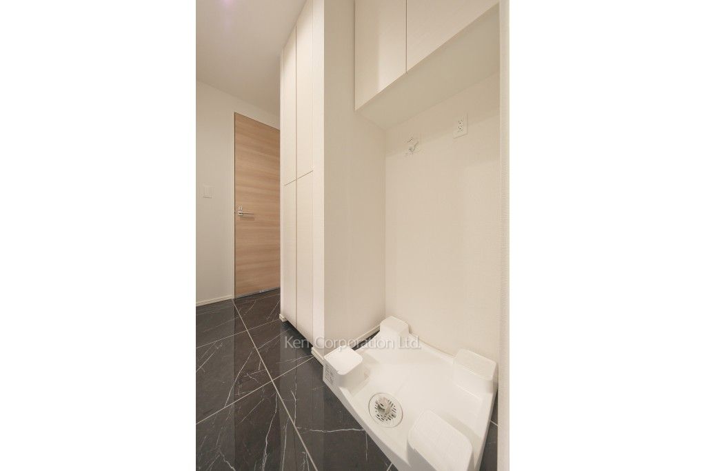 Coteau Nishi Azabuの写真 洗濯機置き場 ※5階の同じ間取タイプを撮影。仕様が異なることがあります。