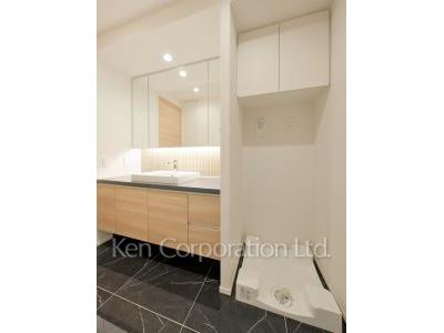 Coteau Nishi Azabuの写真 洗濯機置き場 ※9階の同じ間取タイプを撮影。仕様が異なることがあります。