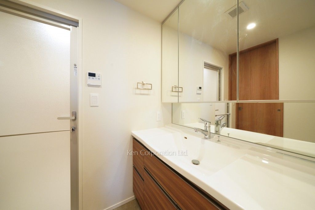 M白金台の写真 パウダールーム ※11階の同じ間取タイプを撮影。仕様が異なることがあります。