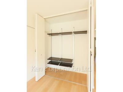 シャレール広尾 2号棟の写真 クローゼット