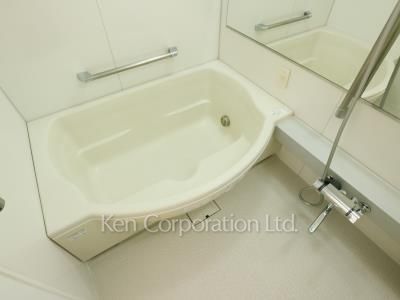 シャレール広尾 2号棟の写真 バスルーム