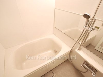 プラティーヌ西新宿の写真 バスルーム ※6階の同じ間取タイプを撮影。仕様が異なることがあります。