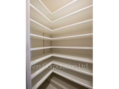 オーパスレジデンス銀座イーストの写真 シューズインクローゼット ※6階の同じ間取タイプを撮影。仕様が異なることがあります。