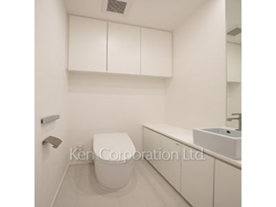 トイレ ※写真・画像は実際と異なる場合がございます。部屋写真は同一タイプのものです。（ただし、画像中にタイプ名の記載がある場合はその記載内容を優先します。）