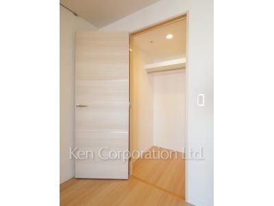 セントラルパークタワー ラ・トゥール新宿の写真 クローゼット ※26階の同じ間取タイプを撮影。仕様が異なることがあります。