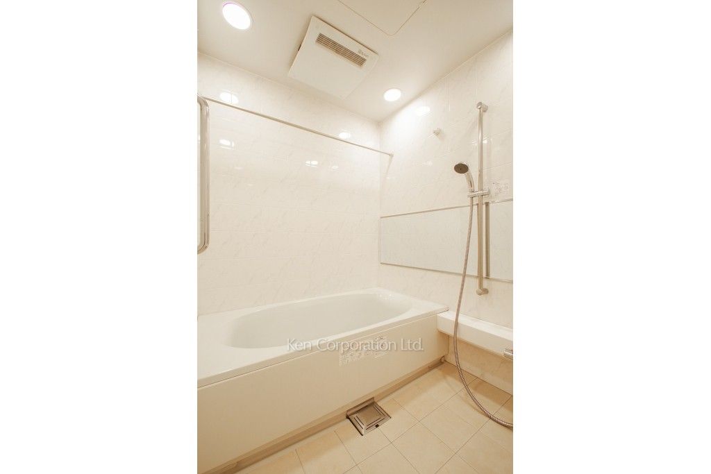 セントラルパークタワー ラ・トゥール新宿の写真 バスルーム ※26階の同じ間取タイプを撮影。仕様が異なることがあります。