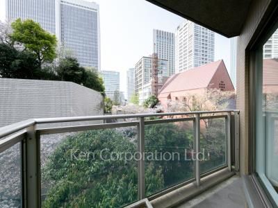 アークヒルズエグゼクティブタワーの写真 バルコニー