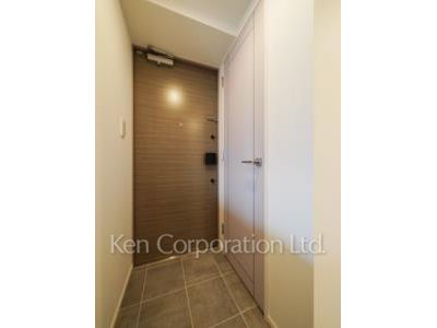 玄関 ※5階の同じ間取タイプを撮影。仕様が異なることがあります。