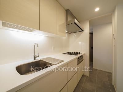 キッチン ※5階の同じ間取タイプを撮影。仕様が異なることがあります。