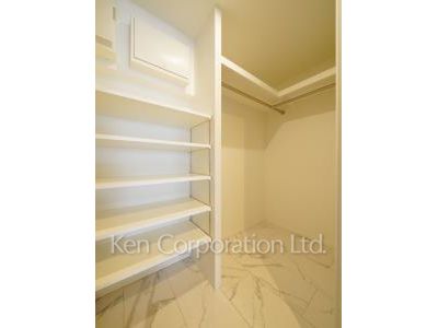 The Jubanの写真 シューズインクローゼット