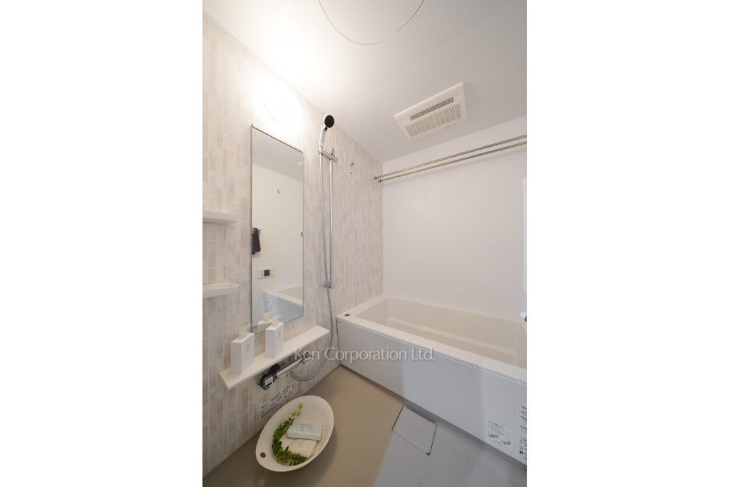 バスルーム　※MODEL ROOM※4階の同じ間取タイプを撮影。仕様が異なることがあります。（13階・1LDK）  ※写真の無断転載禁止