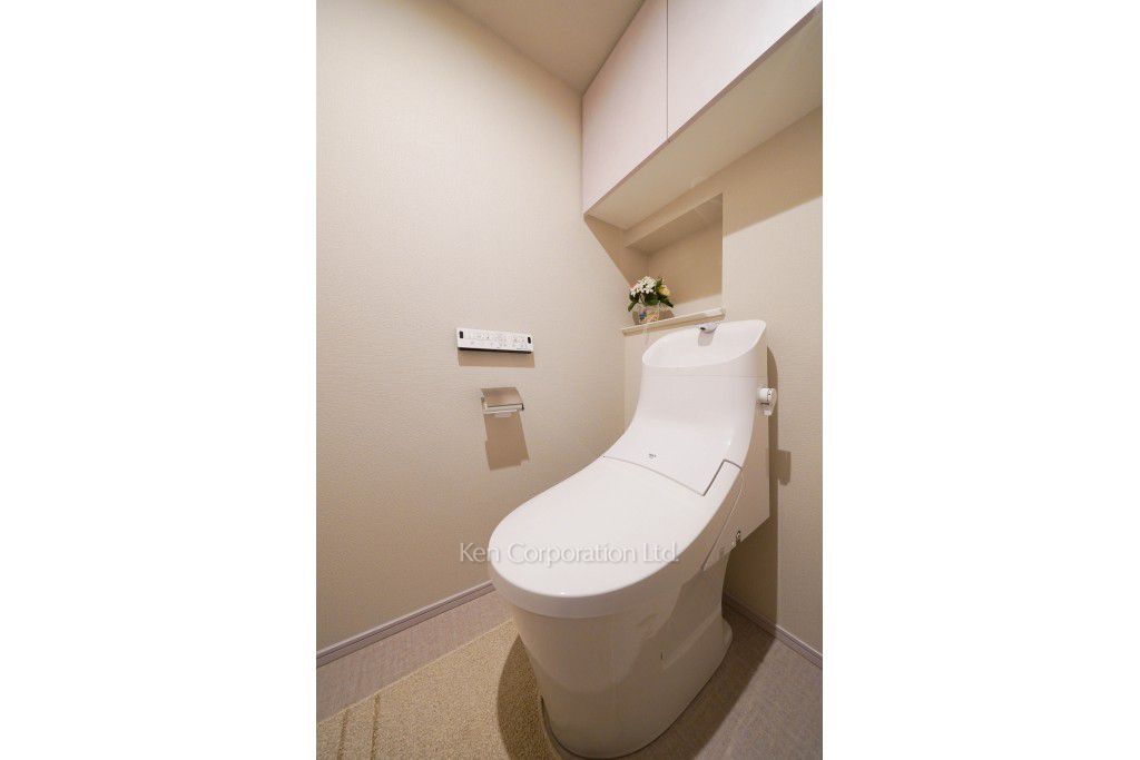 トイレ　※MODEL ROOM※4階の同じ間取タイプを撮影。仕様が異なることがあります。（13階・1LDK）  ※写真の無断転載禁止