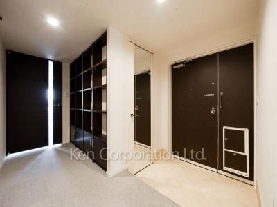 南青山第一マンションズの写真 玄関