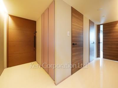 WIT AZABUDAIの写真 玄関