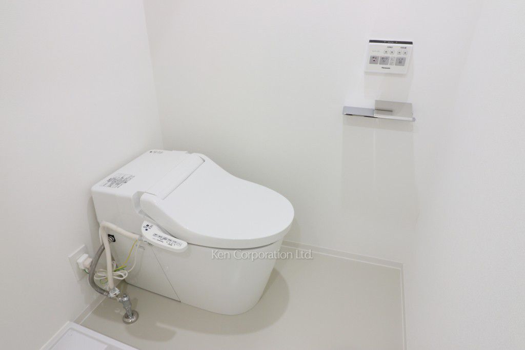 トイレ（B1階・1LDK）  ※写真の無断転載禁止