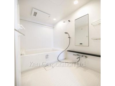 バスルーム ※写真・画像は実際と異なる場合がございます。部屋写真は同一タイプのものです。（ただし、画像中にタイプ名の記載がある場合はその記載内容を優先します。）