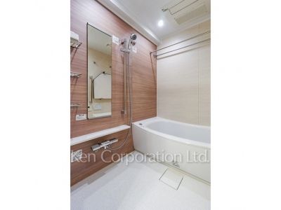 バスルーム ※写真・画像は実際と異なる場合がございます。部屋写真は同一タイプのものです。（ただし、画像中にタイプ名の記載がある場合はその記載内容を優先します。）