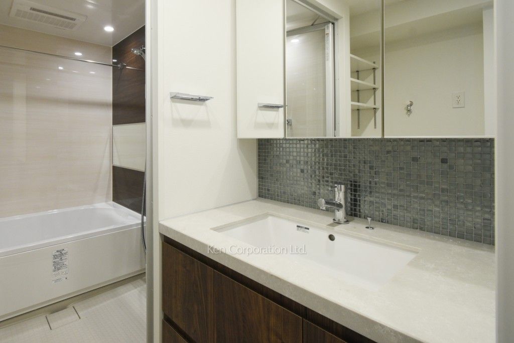 プリマリード南青山の写真 パウダールーム ※6階の同じ間取タイプを撮影。仕様が異なることがあります。