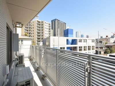 プリマリード南青山の写真 ルーフバルコニー