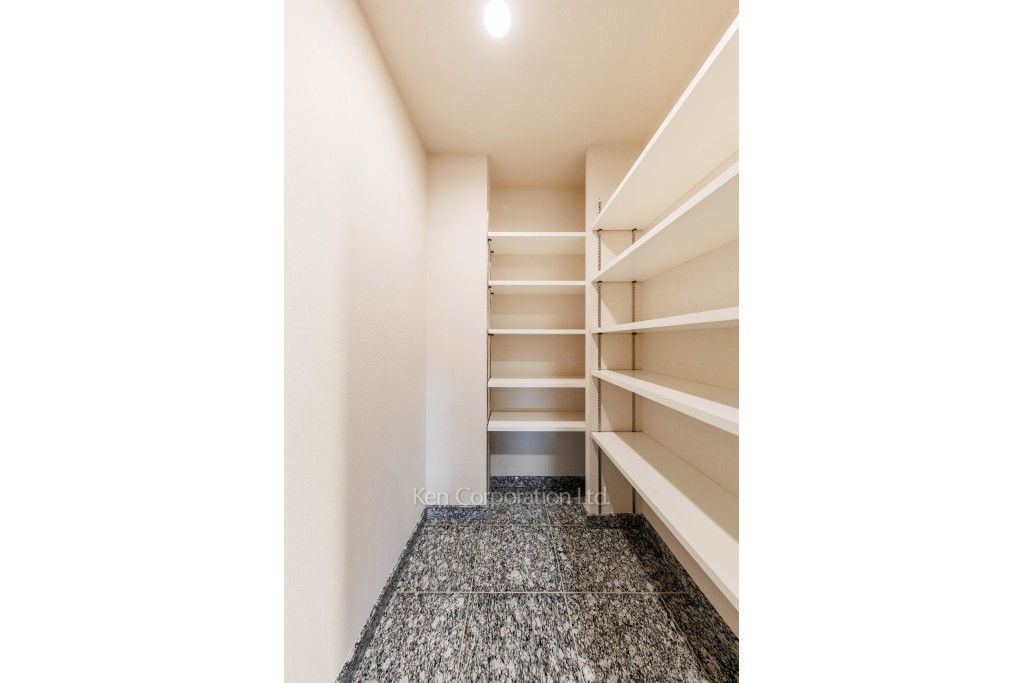 シティタワー麻布十番の写真 シューズインクローゼット