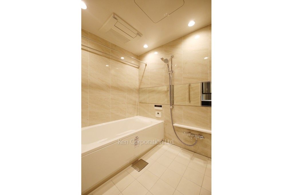 ラ・トゥール渋谷神南の写真 バスルーム ※8階の同じ間取タイプを撮影。仕様が異なることがあります。