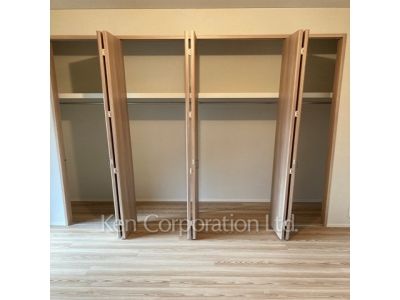 TKB高尾稲荷の写真 クローゼット等 ※写真・画像は実際と異なる場合がございます。部屋写真は同一タイプのものです。（ただし、画像中にタイプ名の記載がある場合はその記載内容を優先します。）