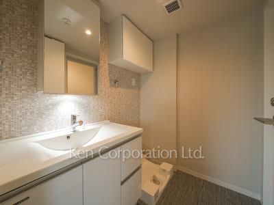 OP.St.Mの写真 パウダールーム ※3階の同じ間取タイプを撮影。仕様が異なることがあります。