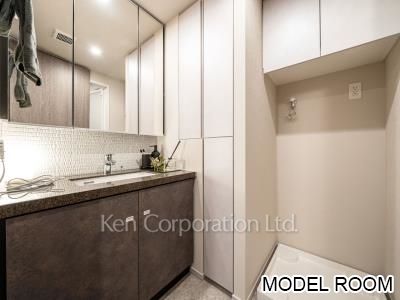 ザ・パークハビオ麻布十番の写真 パウダールーム　※MODEL ROOM ※14階の同じ間取タイプを撮影。仕様が異なることがあります。