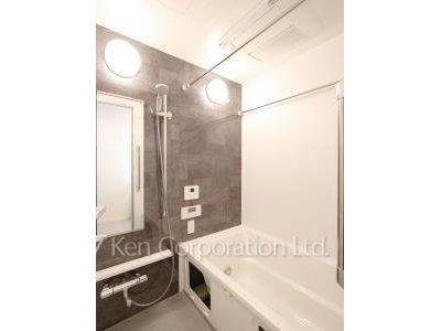 ラ・トゥール新宿アネックスの写真 バスルーム ※8階の同じ間取タイプを撮影。仕様が異なることがあります。