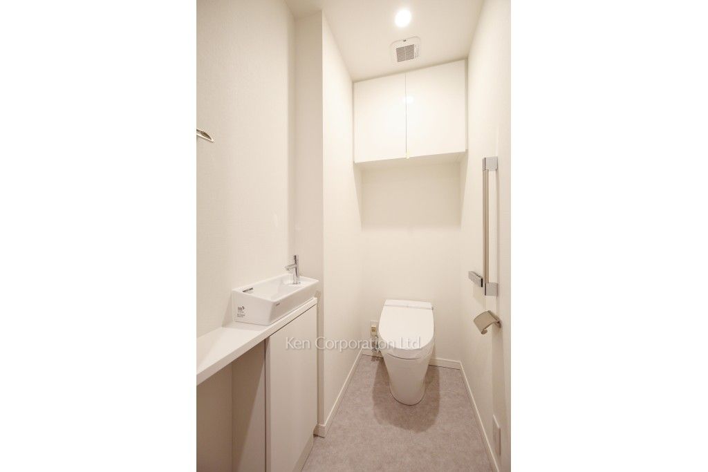 ラ・トゥール新宿アネックスの写真 トイレ ※8階の同じ間取タイプを撮影。仕様が異なることがあります。