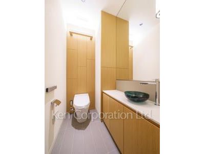 トイレ ※13階の同じ間取タイプを撮影。仕様が異なることがあります。