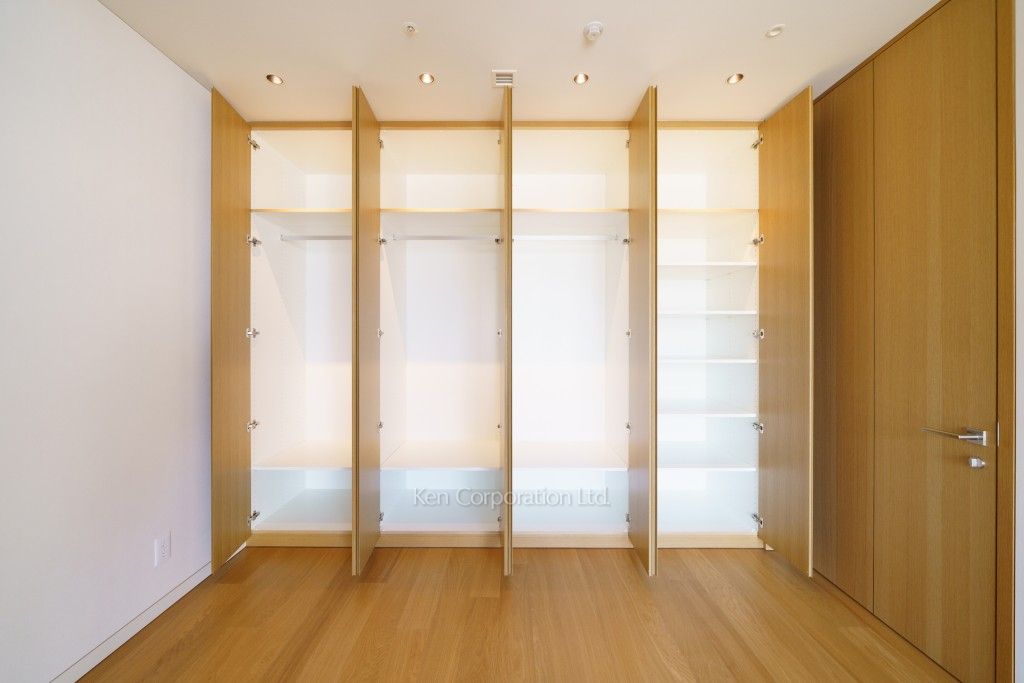 虎ノ門ヒルズ レジデンシャルタワーの写真 クローゼット ※13階の同じ間取タイプを撮影。仕様が異なることがあります。