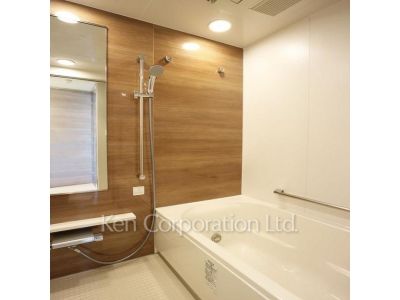 バスルーム ※写真・画像は実際と異なる場合がございます。部屋写真は同一タイプのものです。（ただし、画像中にタイプ名の記載がある場合はその記載内容を優先します。）