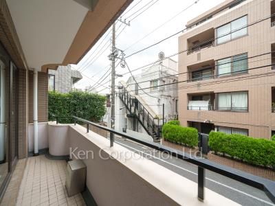 ザ・パームス白金台の写真 バルコニー