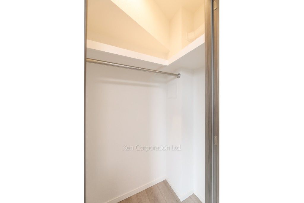 パークヴィラ恵比寿の写真 ウォークインクローゼット ※13階の同じ間取タイプを撮影。仕様が異なることがあります。