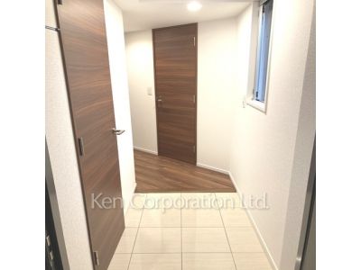 バウスフラッツ品川キャナルサイドの写真 玄関 ※写真・画像は実際と異なる場合がございます。部屋写真は同一タイプのものです。（ただし、画像中にタイプ名の記載がある場合はその記載内容を優先します。）