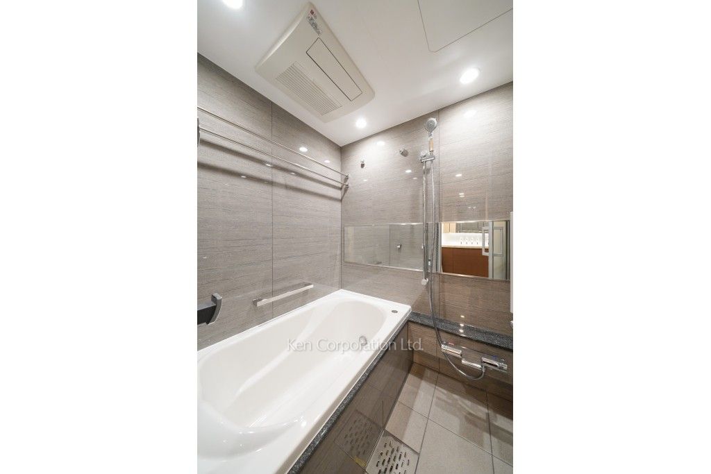 オアーゼ新宿市谷薬王寺の写真 バスルーム ※6階の同じ間取タイプを撮影。仕様が異なることがあります。