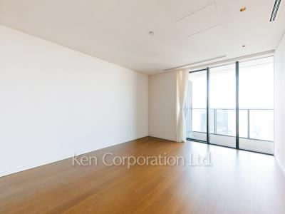 マスターベッドルーム