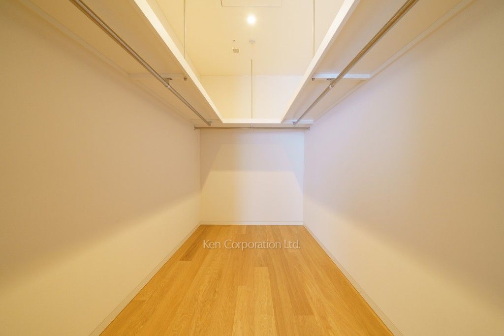 虎ノ門ヒルズ レジデンシャルタワーの写真 ウォークインクローゼット