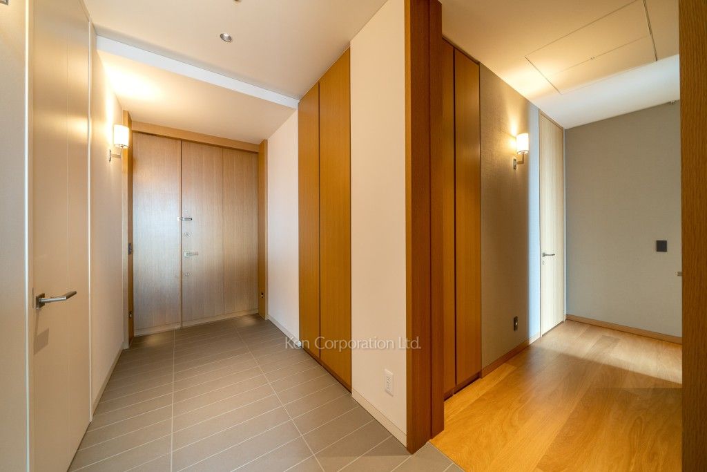 虎ノ門ヒルズ レジデンシャルタワーの写真 玄関 ※28階の同じ間取タイプを撮影。仕様が異なることがあります。