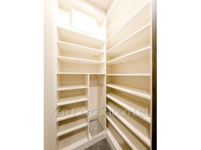 ザ・パークハビオ渋谷クロスの写真 シューズインクローゼット