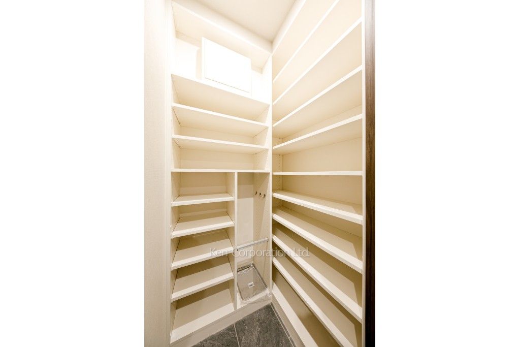 ザ・パークハビオ渋谷クロスの写真 シューズインクローゼット