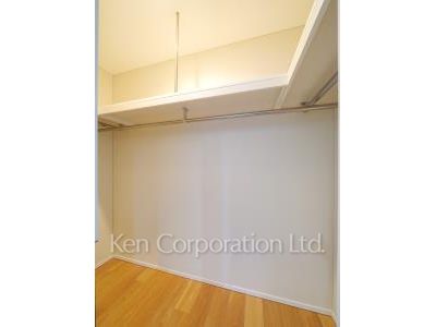 東京ミッドタウン八重洲 八重洲セントラルスクエアの写真 ウォークインクローゼット