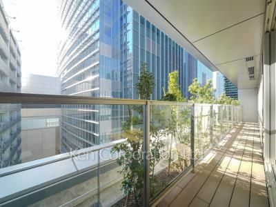 東京ミッドタウン八重洲 八重洲セントラルスクエアの写真 ルーフバルコニー