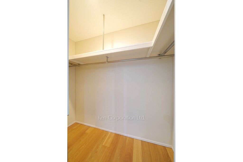 東京ミッドタウン八重洲 八重洲セントラルスクエアの写真 ウォークインクローゼット